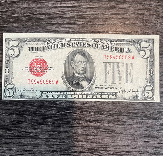 1928 5 Dollars Red Seal Old United States Paper Money Federal Reserve Note